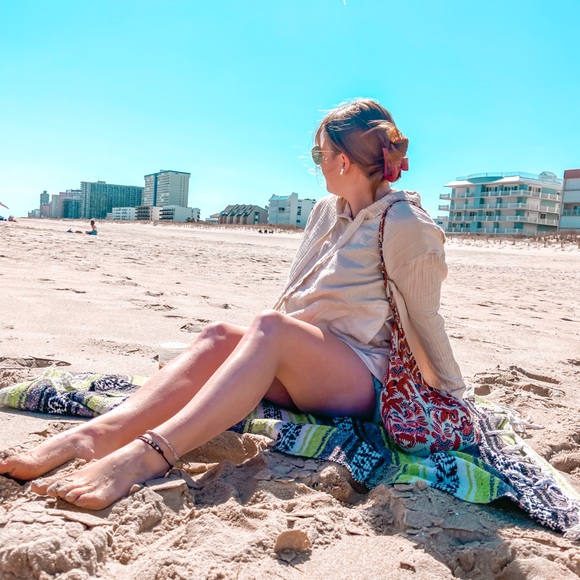 Meet your Posher, Macey - Picture 1 of 1